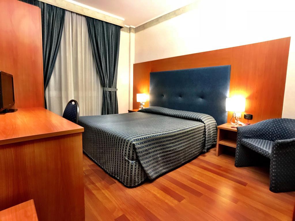 Hotel Mec Milano Eksteriør billede
